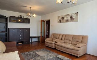 De vanzare  3 camere decomandat, Centrul Civic-Onix, bloc verde - Poză 1