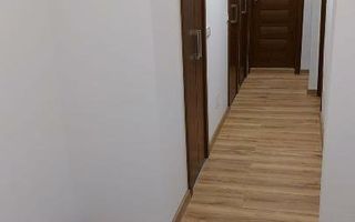 Apartament cu 3 camere in zona Crangasi - Poză 16