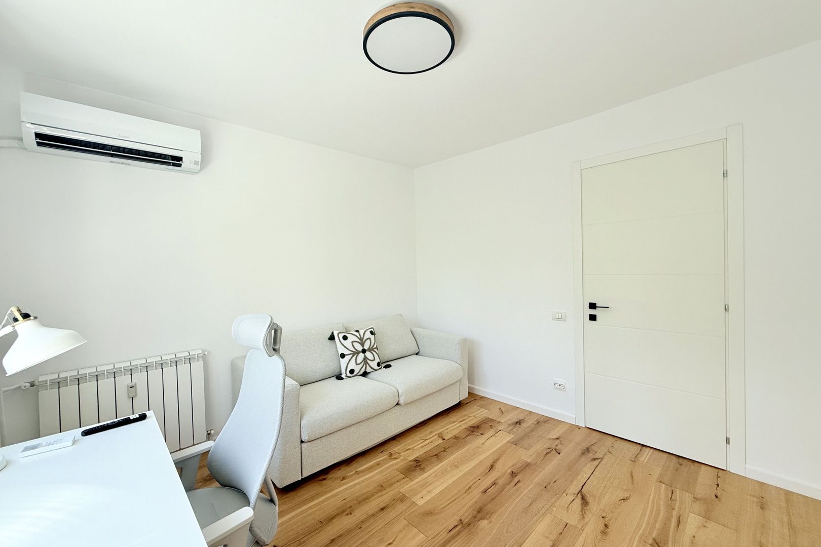 Apartament 3 camere complet renovat, Dorobanți, mobilat și utilat - Poză 8