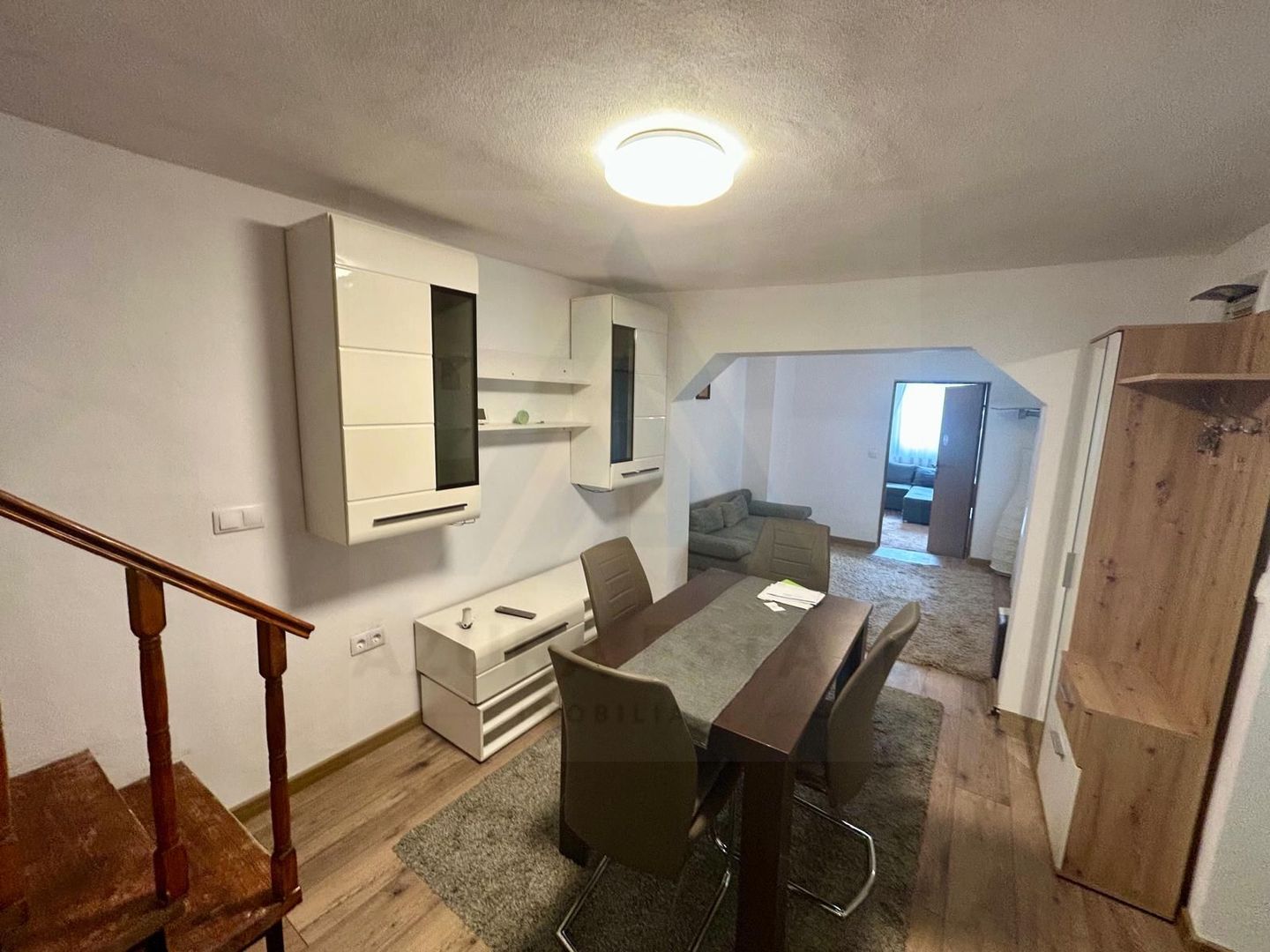 Casa 4 camere 100 mp Tiglari - Poză 2