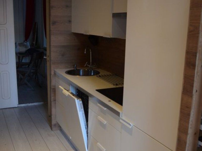 2 Camere tip studio Unirii in vila, 1/1, mobilat si utilat, intim - Poză 8