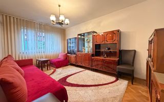 Apartament de inchiriat 3 camere etajul 4, cu lift,  Zona Vasile Aaron - Poză 1