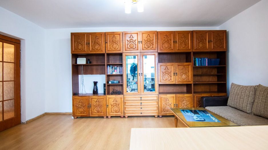 DE Inchirat 2 Camere, Mobilat si Utilat, Loc parcare, Drumul Taberei - Poză 2
