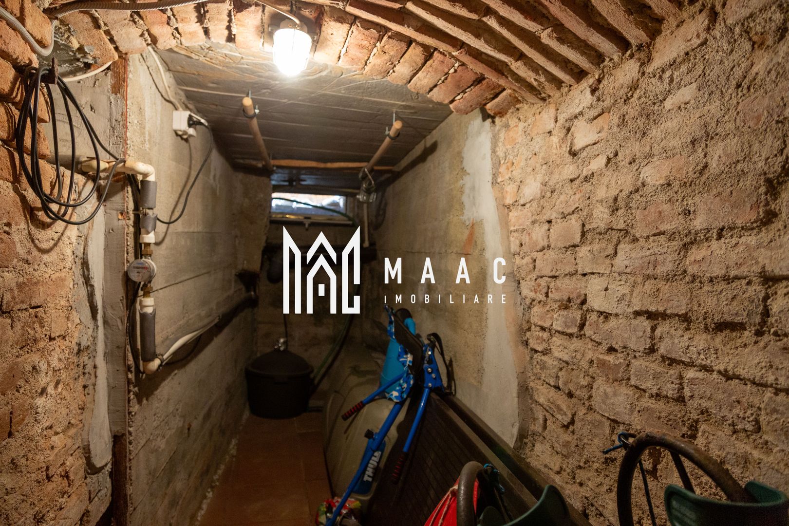 Casa 6 camere | P+M | Curte | 270 MPU | Zona Centrala - Poză 76