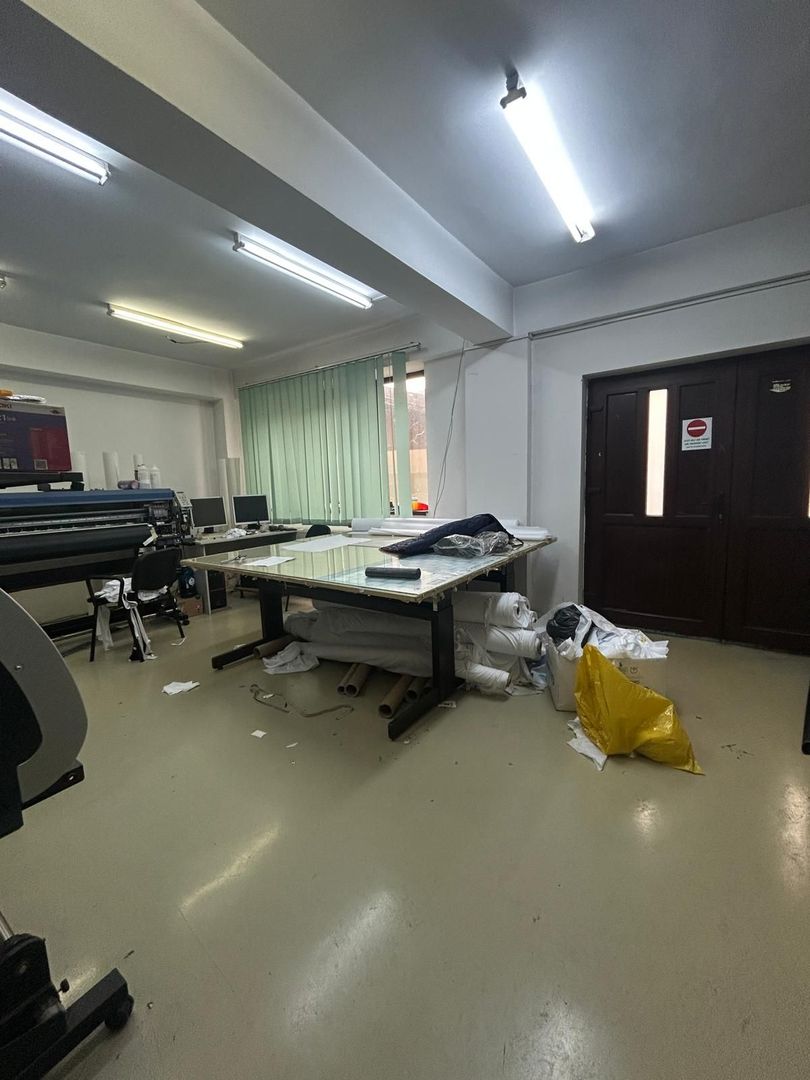 Spatiu comercial -ideal pt productie/activitati comerciale - Poză 10