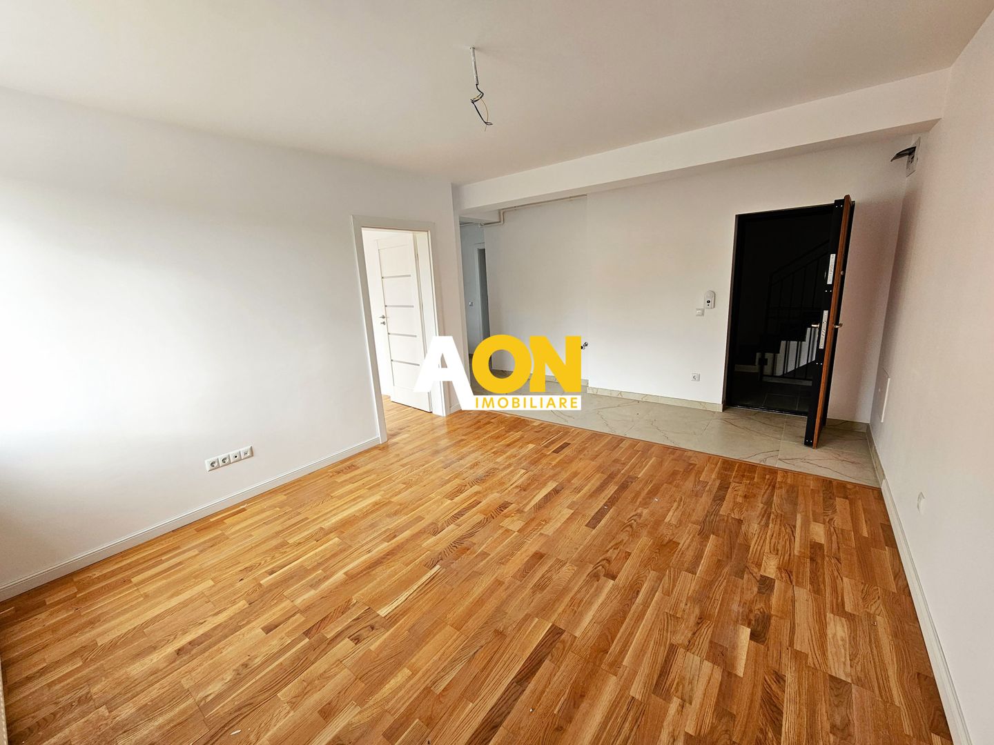 Apartament 2 camere, 43 mp utili + balcon 9 mp,  etaj 3, bloc nou - Poză 6