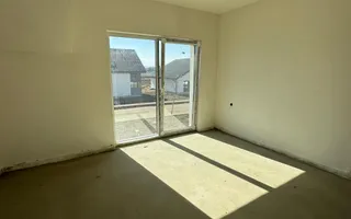 Casă Tip Duplex INDEPENDENTĂ ENERGETIC - Cartier NOU - Poză 14