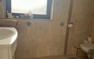 Casa cu etaj si intrare separata - Selimbar - Poză 7