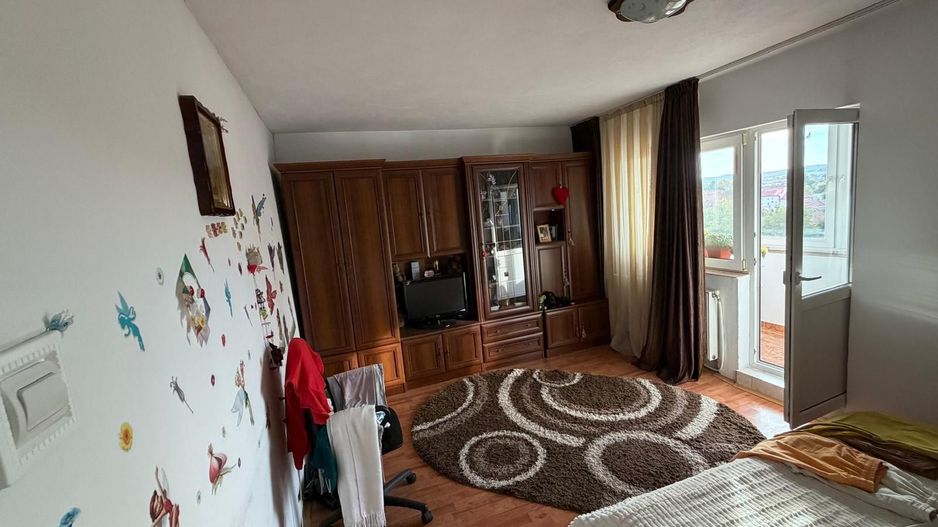 AP. 2 CAMERE - DEBARCADER, CENTRALA PROPRIE, PARCARE ADP, COMISION 0% - Poză 2