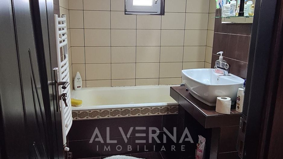 Apartament 2 camere, 54 mp, balcon, garaj, parcare, zona Regal, Baciu - Poză 8