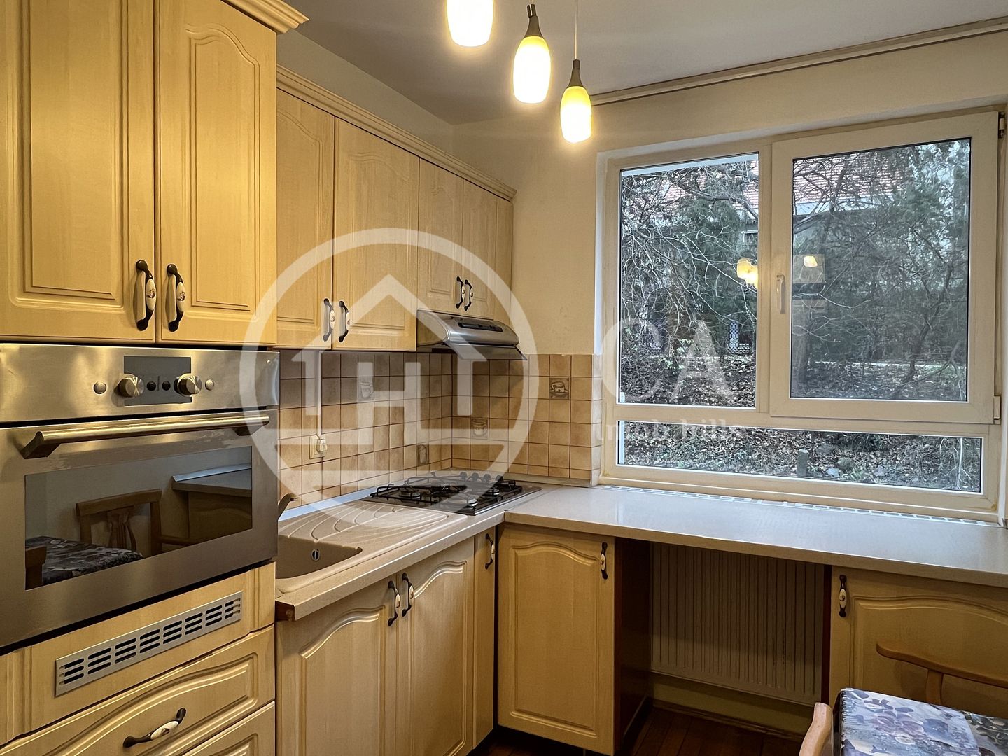 Apartament cu 3 camere de inchiriat in zona Central, Oradea - Poză 8