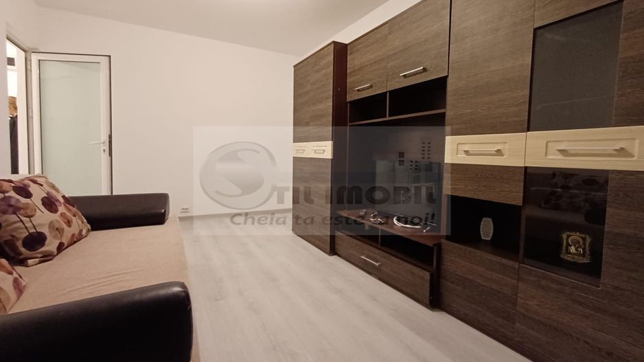Apartament 3 camere Decomndat RENOVAT–  vis-a-vis de Palas Mall - Poză 4
