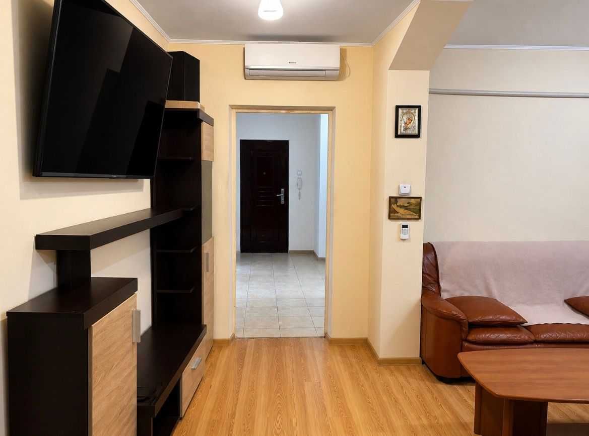 Apartament 4 camere 97 mp de vanzare, decomandat, Sebastian - Poză 4