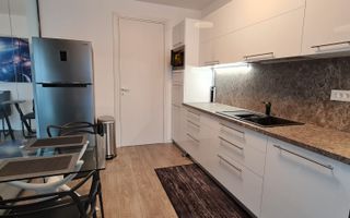 3 Camere Inchiriere Cloud 9 Residence - Poză 4