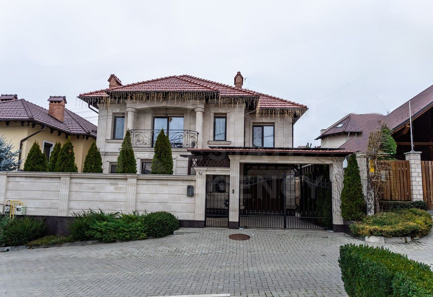 Vânzare, casă, 2 nivele, 3 camere, str. Nicolae Corlateanu, Rîșcani - Poză 1