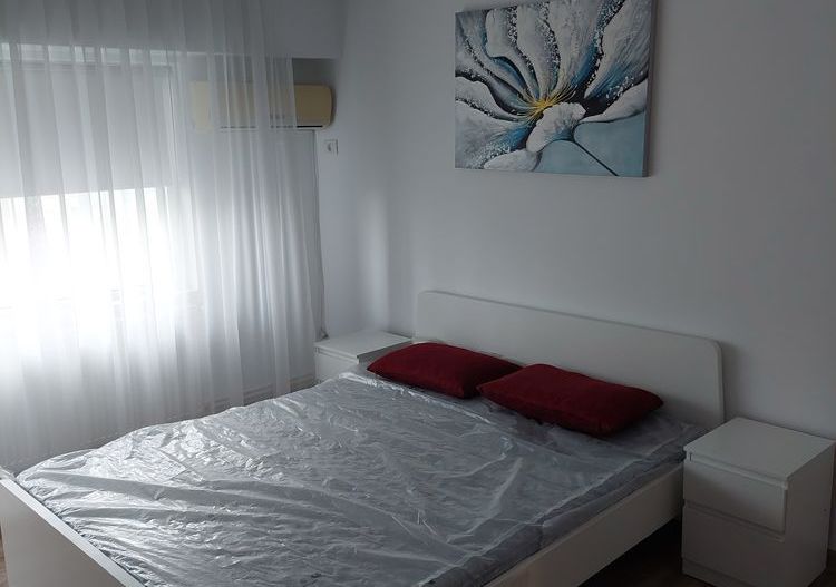 Vanzare Garsoniera 42 mp 3 Minute Mall Vitan Complet Renovata - Poză 5