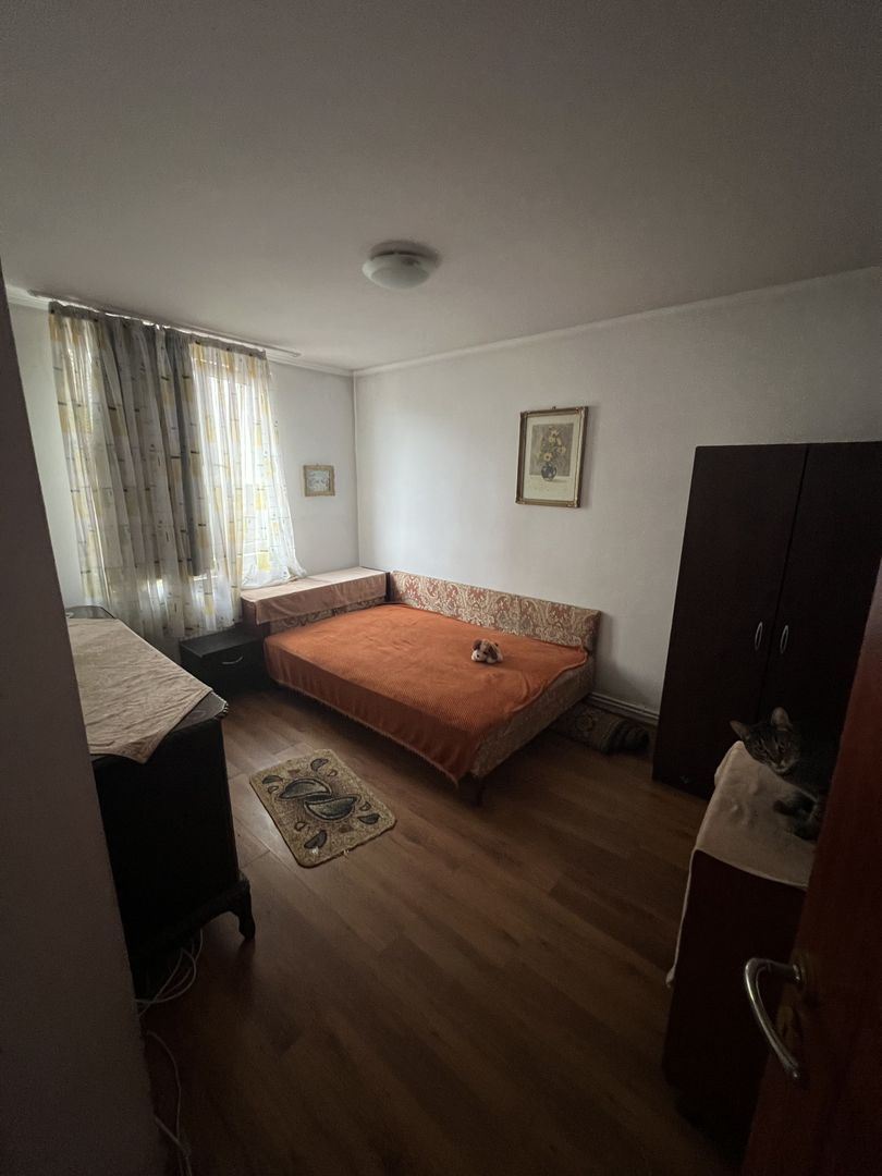 Vila  5 camere Pantelimon  mobilata utilata complet - Poză 5