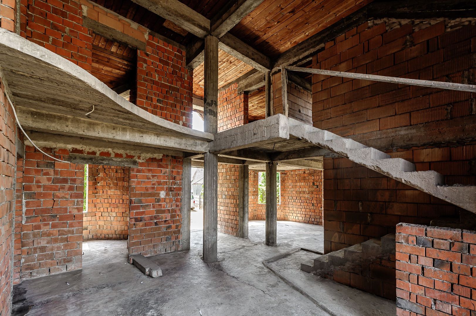 Două case pe Calea Radnei comision 0 - Poză 13