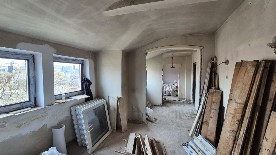 Mansarda 85,90 mp - parc Cismigiu - Poză 1