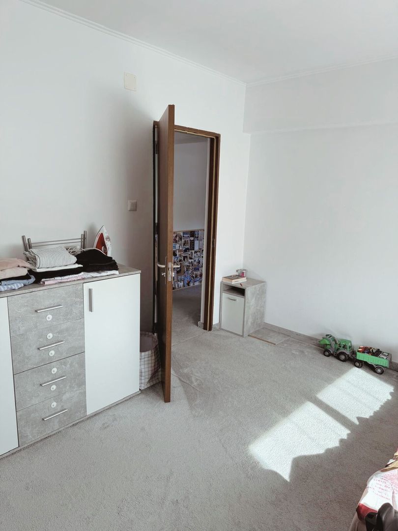 Ap3 camere | Zona QBIZ / Spitalul Județean | Etaj 1- Pret 109.000 euro - Poză 5