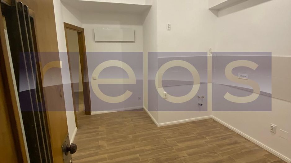 STUDIO  ZONĂ CENTRALĂ + BOXA - Poză 1