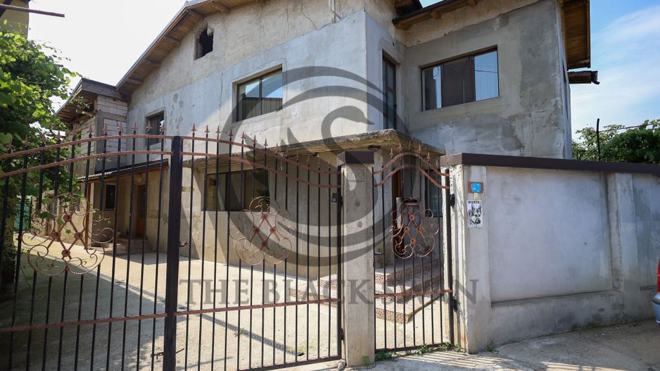 Casa/Vila cu 8 camere de vanzare | Strejnicu, Prahova | Comision 0% - Poză 2