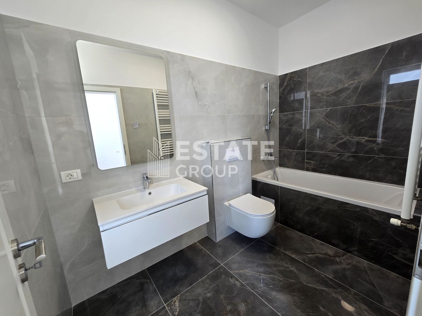 Duplex pe parter cu 3 camere in Covaci - Poză 11