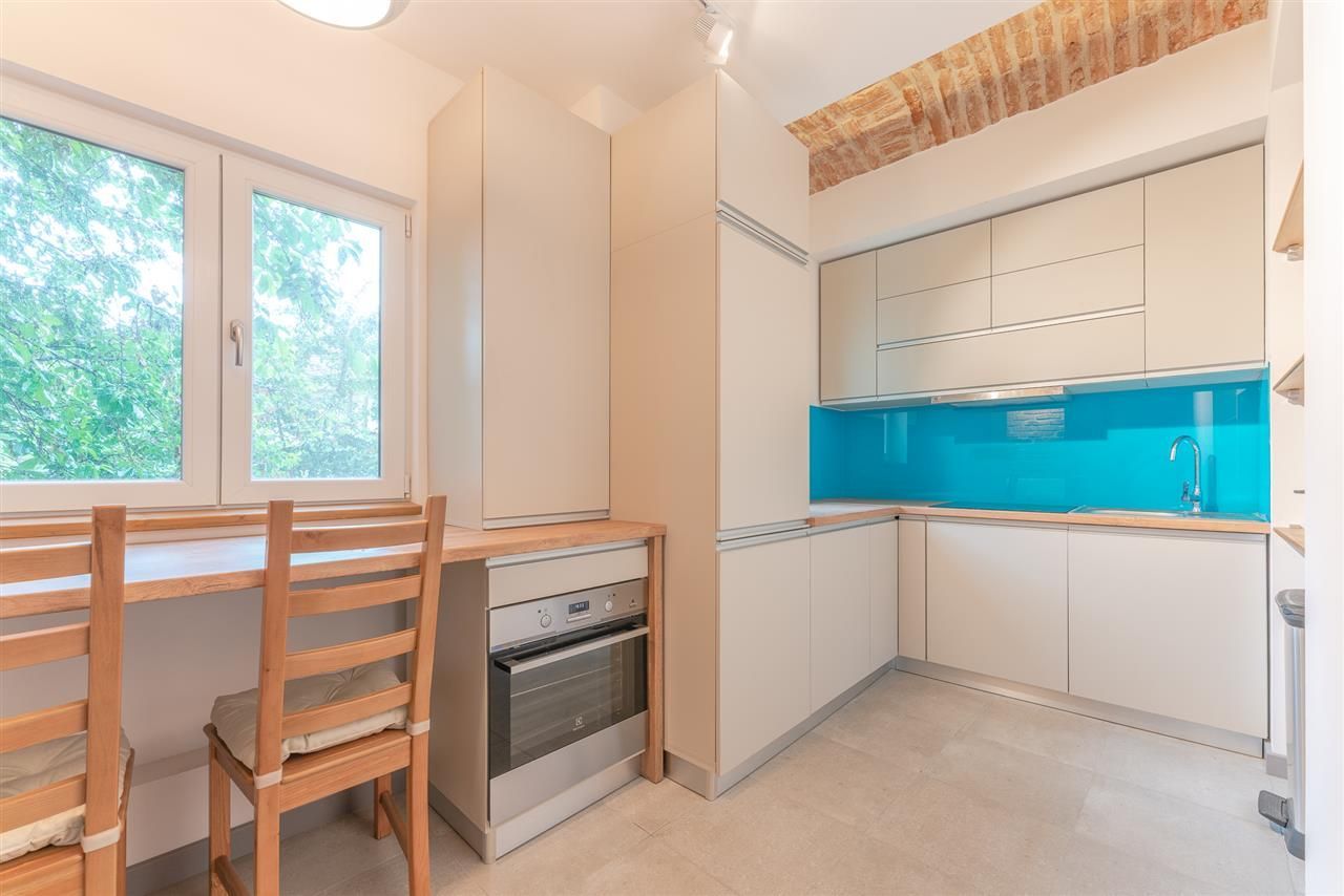 Locuință de 71 mp renovată integral și complet utilată, în casă - Poză 10