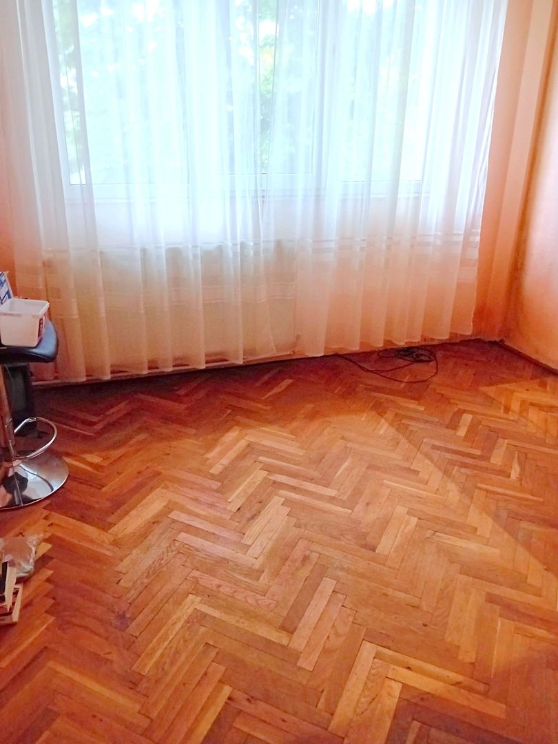De vanzare -  apartament cu 3 camere decomandate, Tiglina 2, etaj 3/4 - Poză 13