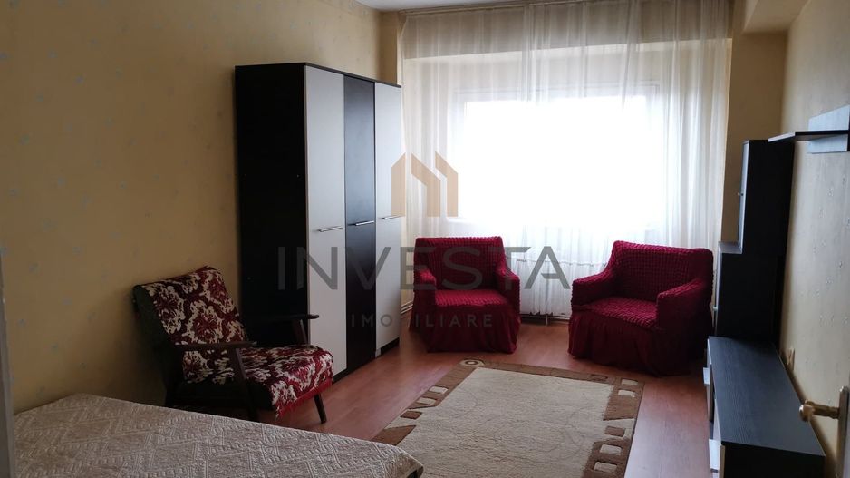 Apartament cu 2 camere decomandate pe Titulescu! - Poză 1