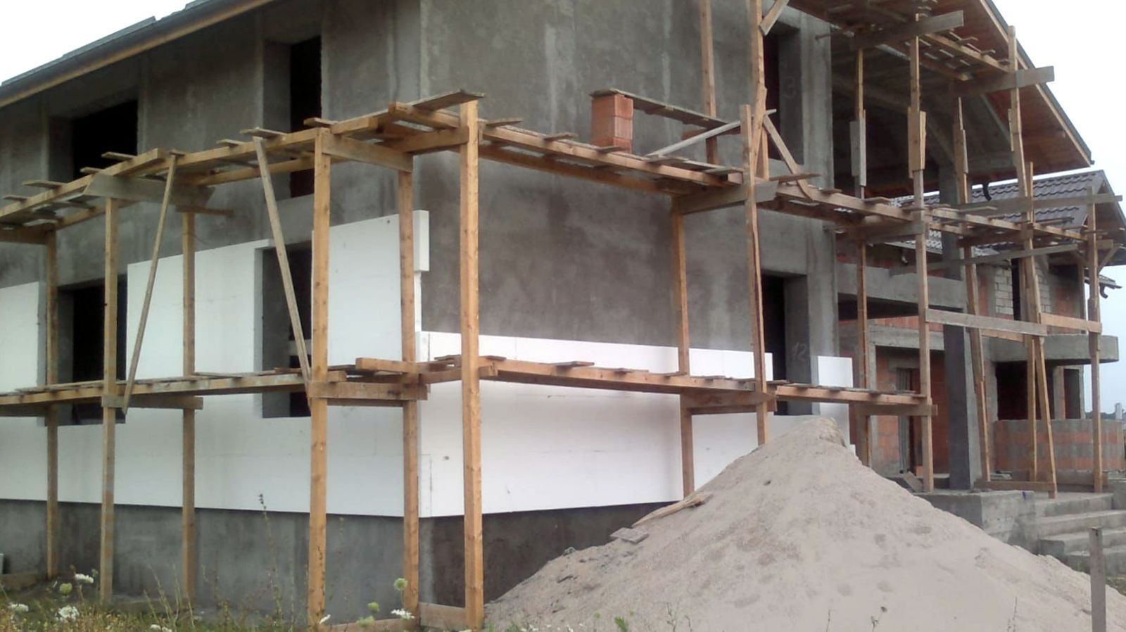 Spațiu. Construcție solidă. Confort real. - Poză 36