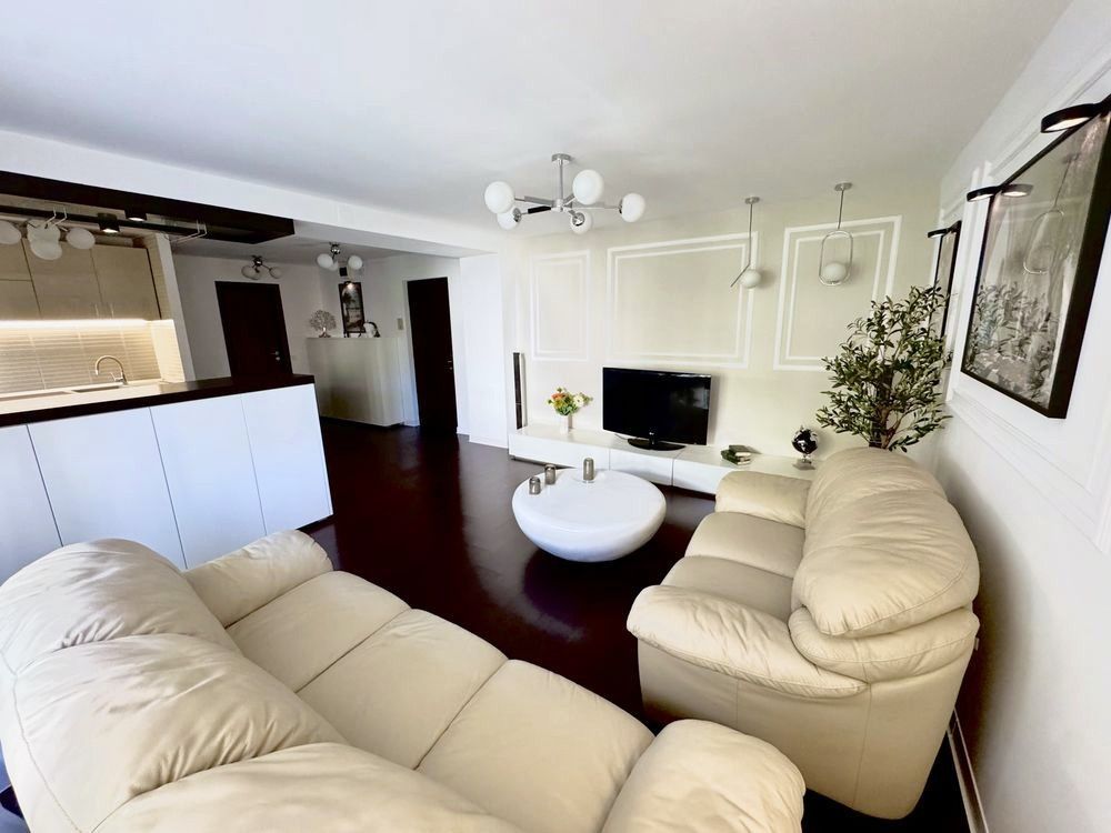 Vanzare Apartament 2 Camere Mall Vitan Superb 60 mp Mobilat & Utilat Premium - Poză 1