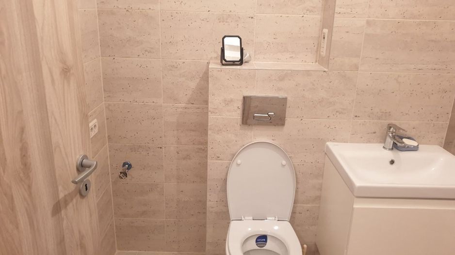 AP. 2 CAMERE SALAJ,LOC PARCARE,BUCATARIE INCHISA, MOBILAT MODERN - Poză 6