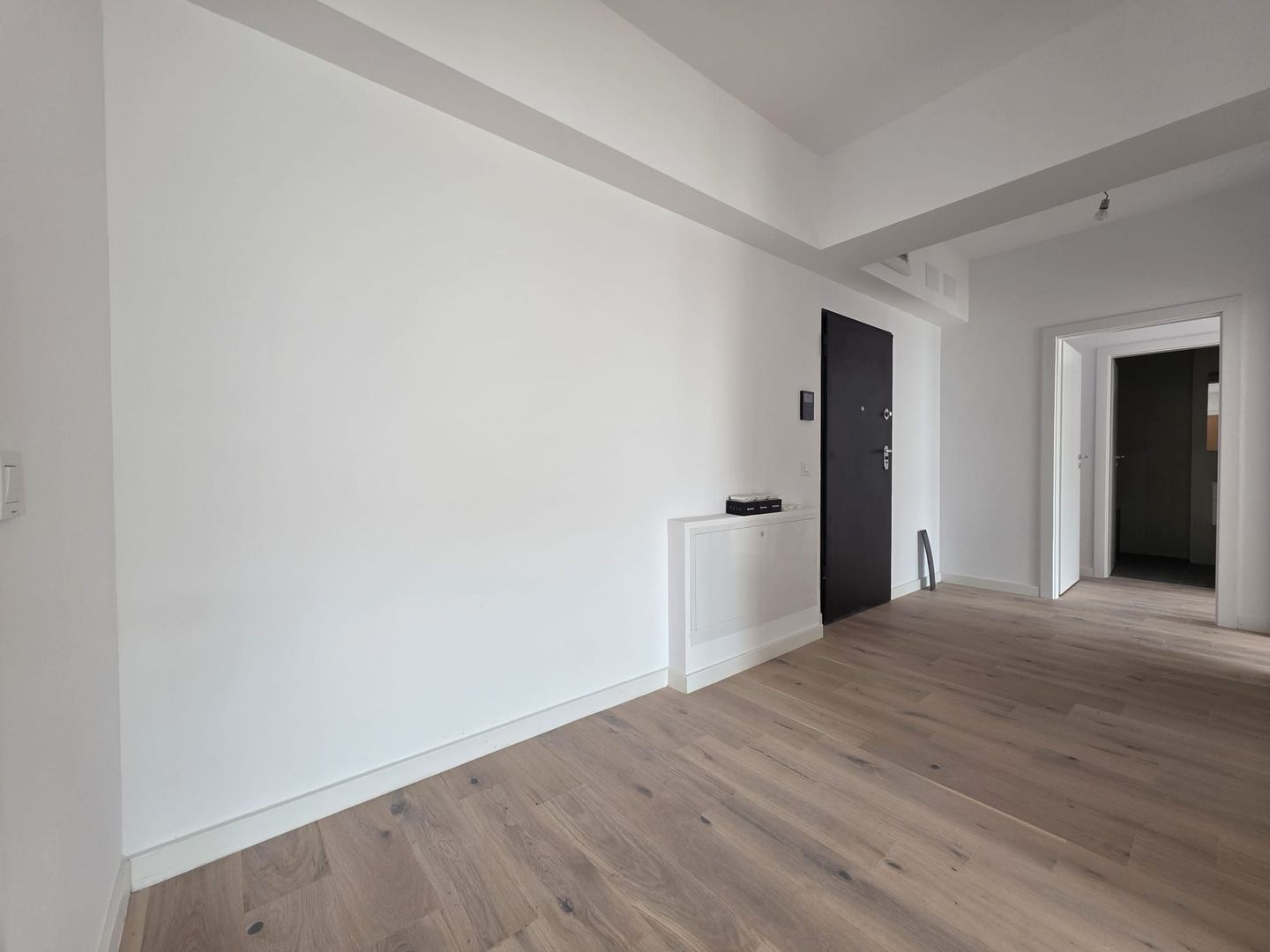 Apartament Finalizat 3 camere First Estates Pipera + parcare inclusa - Poză 11