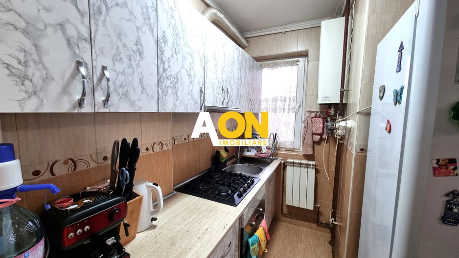 De vanzare apartament 3 camere, etaj intermediar, Cetate - Poză 5