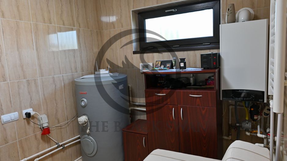 Casa cu piscina de vanzare | 3.300 mp teren | Urlati - Prahova - Poză 26