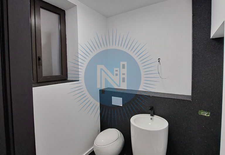 Spațiu de birouri in vila demisol etaj 1 si mansarda - Poză 7