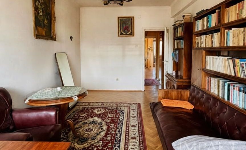 Apartament cu 3 camere de 100 mp utili in zona Semi-Centrala - Poză 4