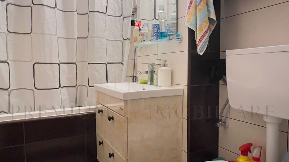 Apartament 3 camere complet renovat – Etaj 2/4 – Zona de jos - Poză 7