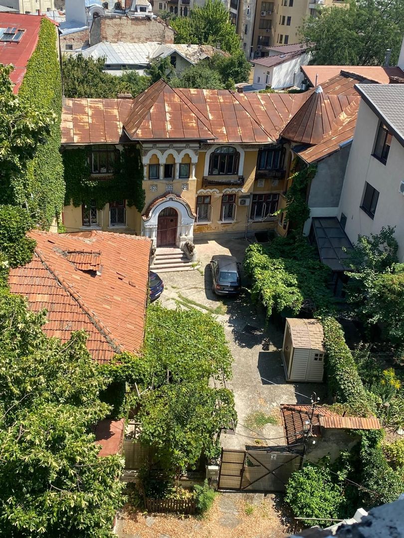 COMISION 0% - Vila interbelica, curte libera 362mp Cismigiu - Piata Victoriei - Poză 1