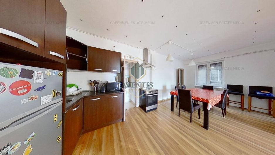 Blvd. Balcescu langa metrou Universitate, 4 camere, terasa de 50mp, 3 bai - Poză 20