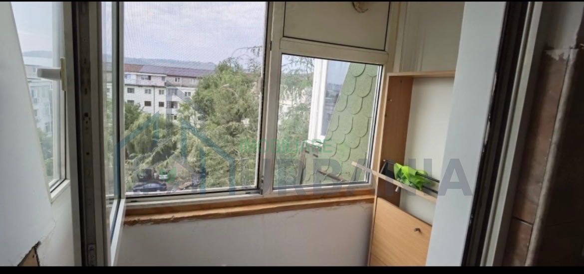 Apartament cu o cameră decomandat de închiriat, zona Canta, Iași - Poză 4