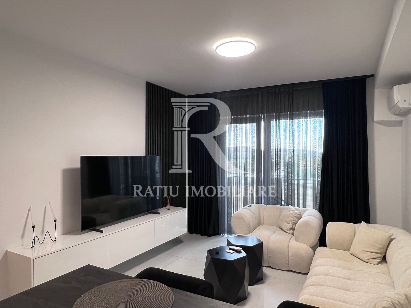 Apartament Premium 3 camere | Parcare supraterana| Prima Green| Oradea - Poză 1
