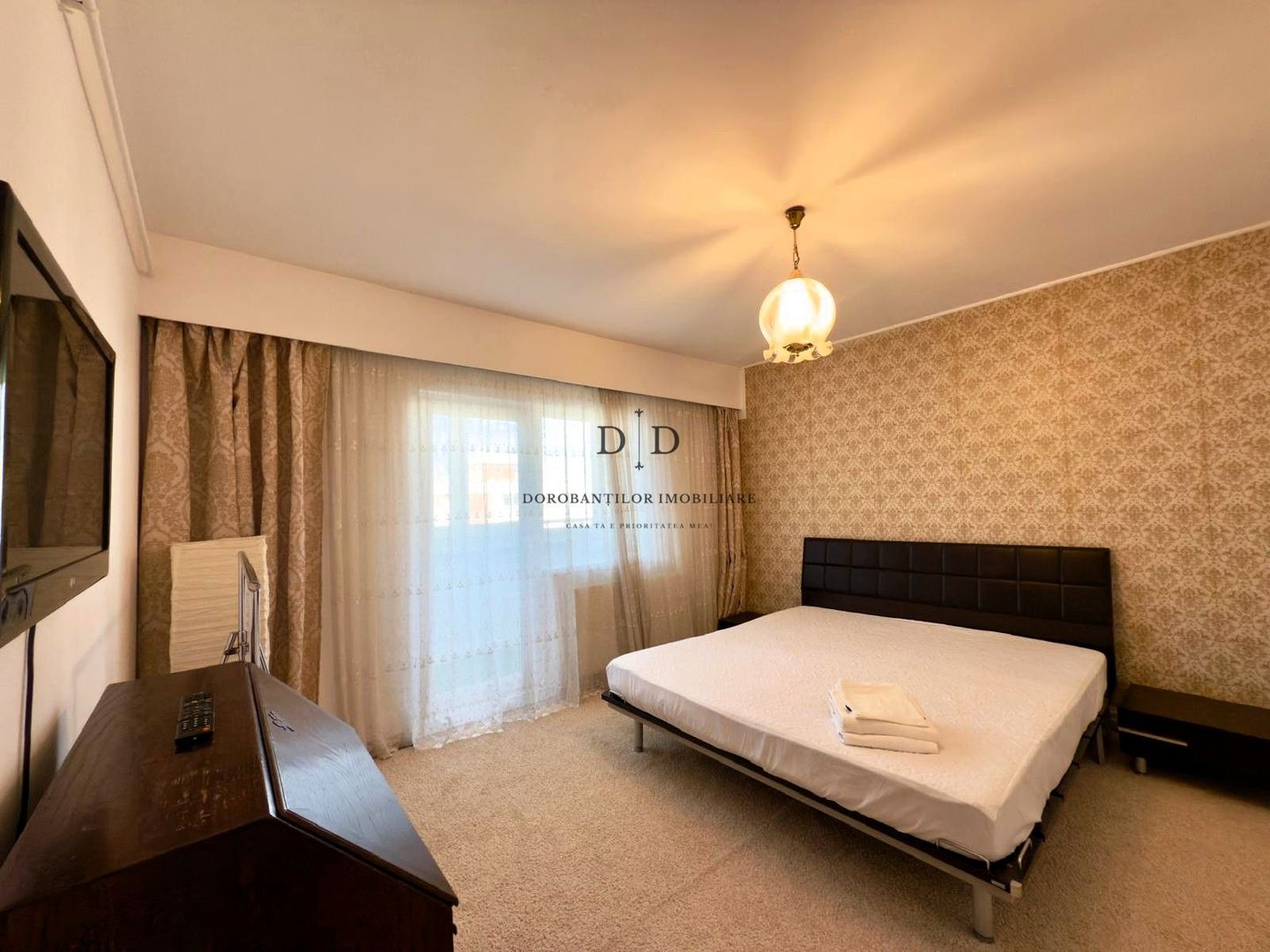Închiriere apartament 3 camere – Calea Dorobanților-Parcare exterioară - Poză 6