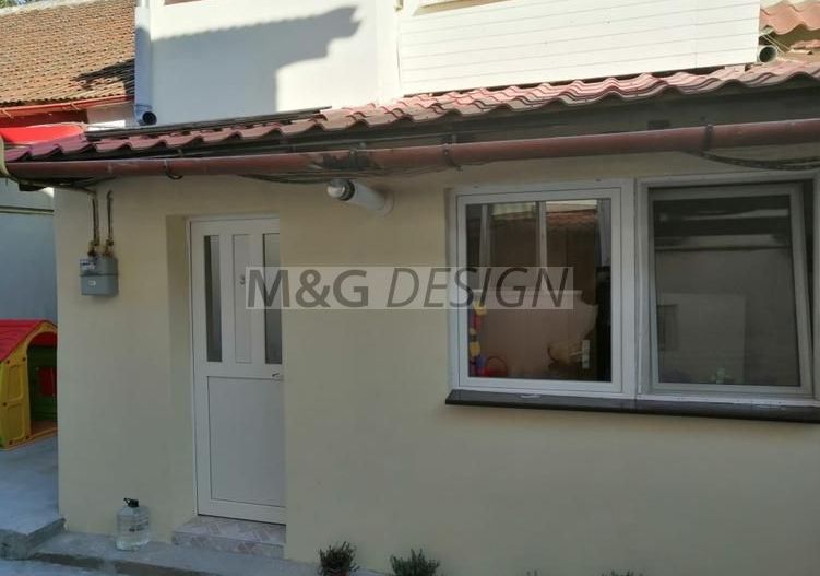 Apartament 2 camere  la curte cu centrala - Poză 1