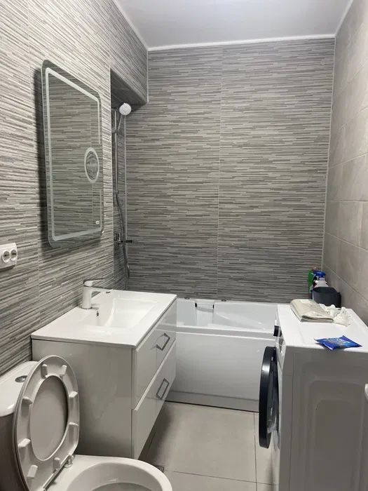 AP. 2 CAMERE MILITARI, CENTRALA, PARCARE, MASINA DE SPALAT VASE - Poză 7