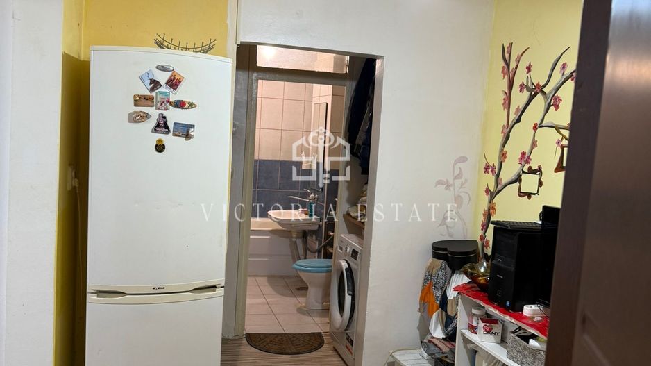 Vând apartament 2 camere , Păltiniș - Poză 4