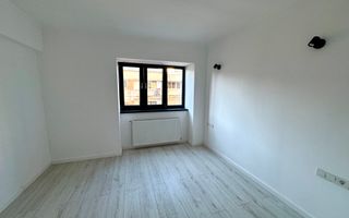 Apartament 3 camere | Etaj 3 din 4 | Zona Ultracentrala - Poză 16
