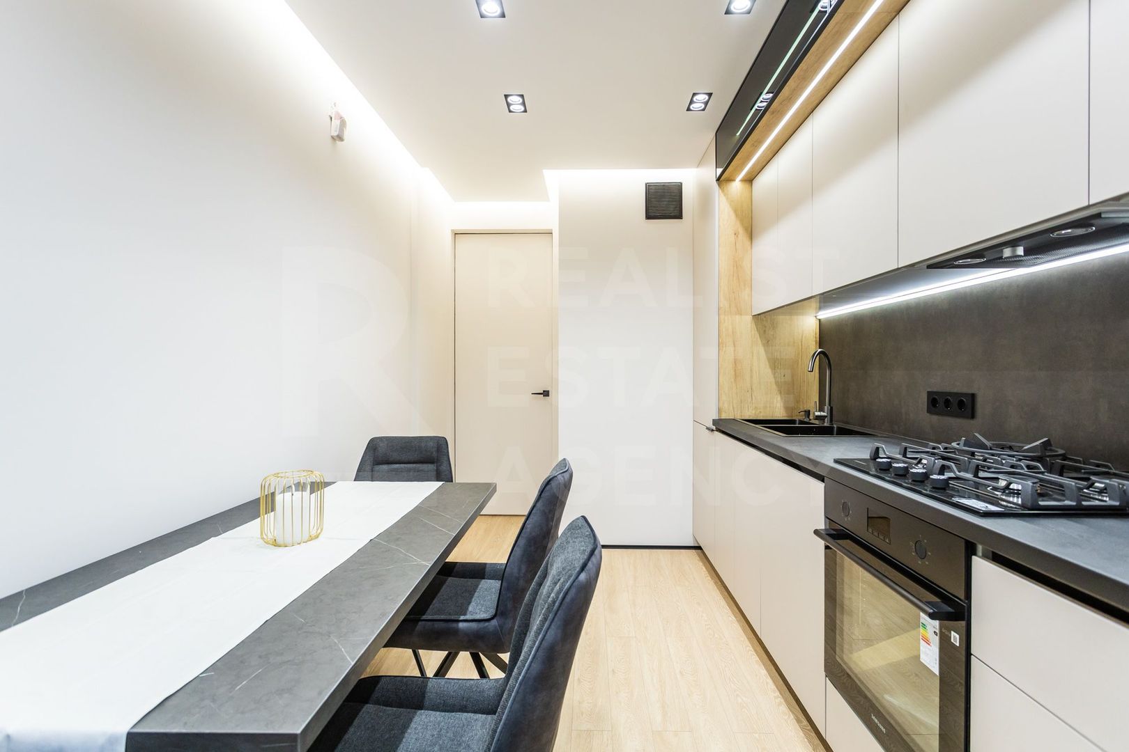 Vânzare, apartament, 2 camere, bd. Mircea Cel Bătrân, Ciocana - Poză 16