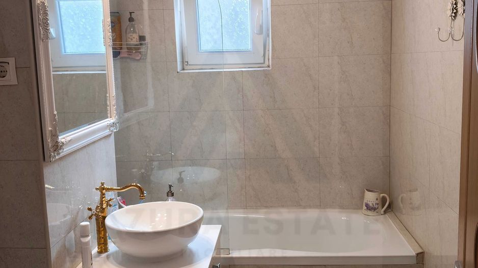 Apartament ultrafinisat 60 mp utili cu bucatarie inchisa zona Terezian - Poză 8